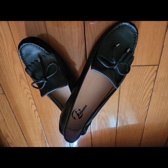 Black leather flat loafer - Picture 2 of 3